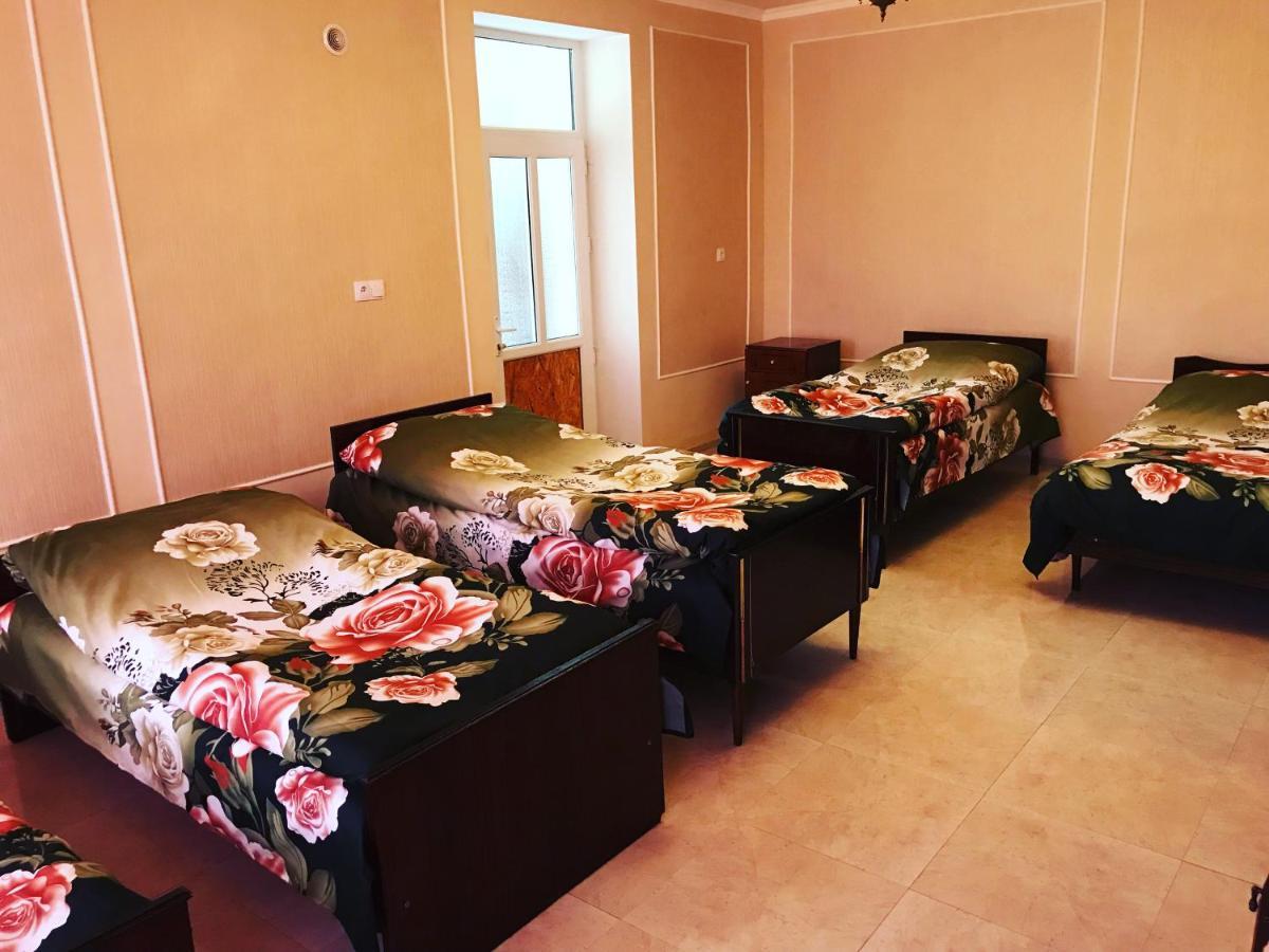 Hayq Guest House Goris Exterior foto